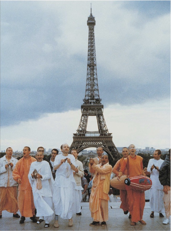 eiffel_tower_sankirtan