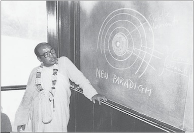 Maharaja at blackboard